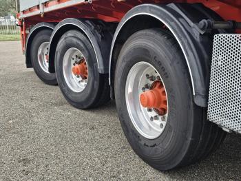 Pacton 2 X STEERING AXLE / LIFT AXLE / HIAB ROLLER CRANE